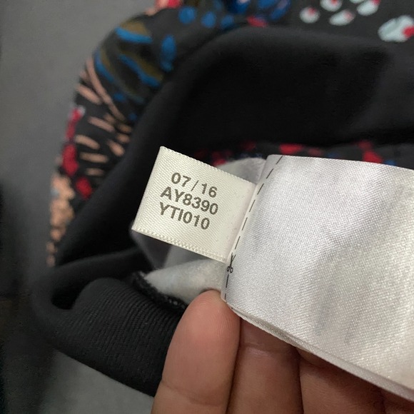 Adidas X Farm Rio Track Jacket size Medium Floral Coral Reef Black 2016 - Picture 5 of 10